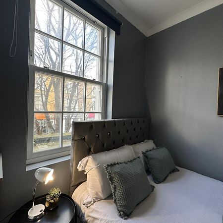 "Bright & Spacious" 3 Bedroom Flat By Kings Cross, St Pancras Station!!!!64 런던 외부 사진