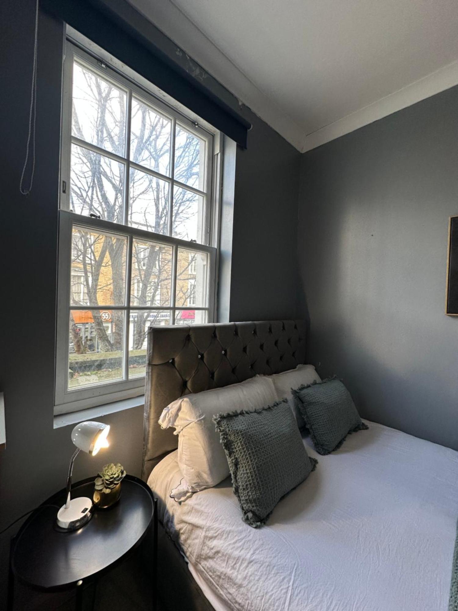 "Bright & Spacious" 3 Bedroom Flat By Kings Cross, St Pancras Station!!!!64 런던 외부 사진