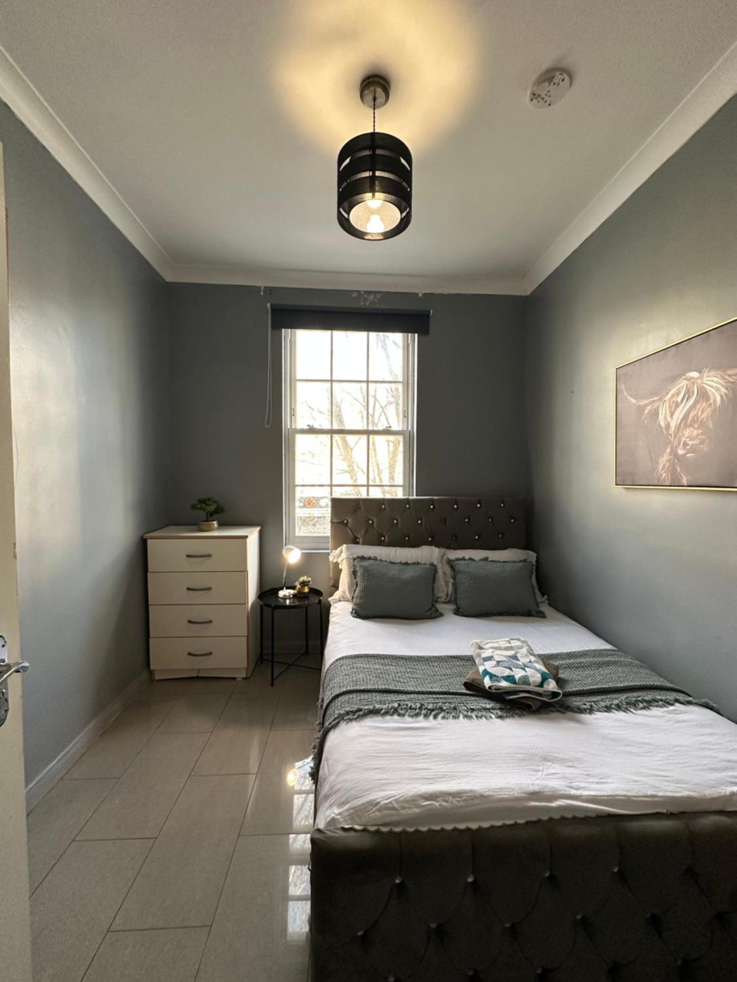 "Bright & Spacious" 3 Bedroom Flat By Kings Cross, St Pancras Station!!!!64 런던 외부 사진